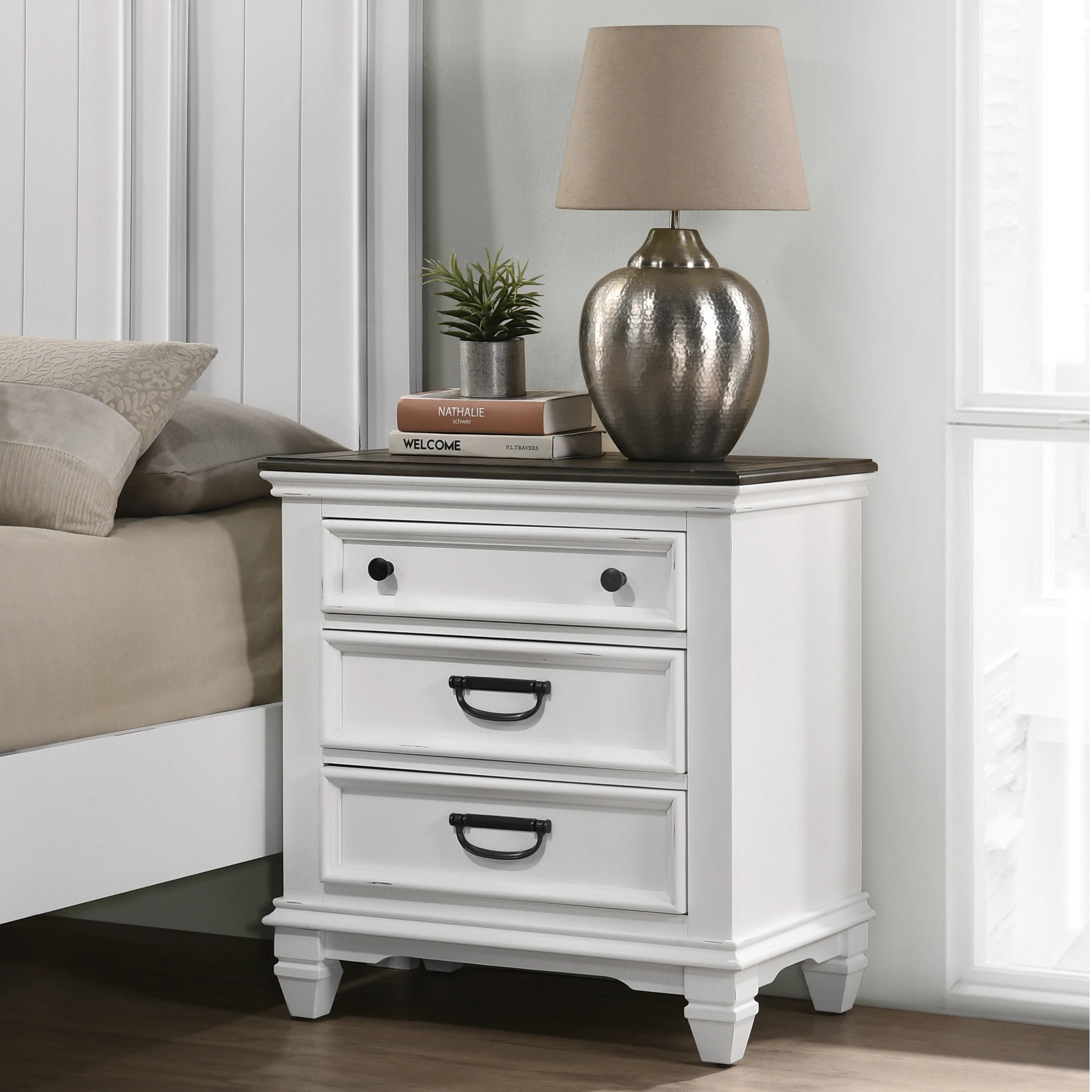 Clelane 3-Piece King Bedroom Set